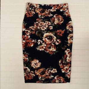 Stretchy floral midi skirt